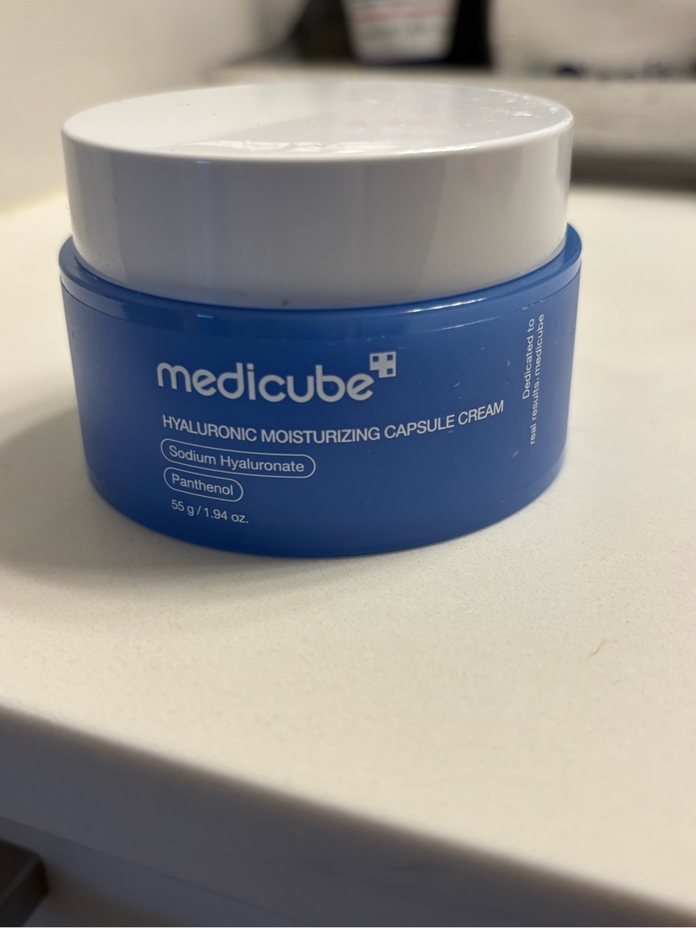 Medicube Hyaluronic Moisturizing Capsule Cream — Blue